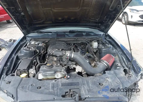 2014 Ford Mustang V6 из США, поврежденный, VIN 1ZVBP8AM7E5225947